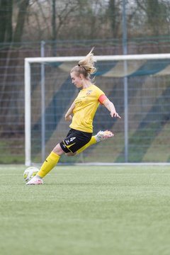 Bild 125 - F SSC Hagen Ahrensburg - SV Frisia Risum-Lindholm : Ergebnis: 1:2